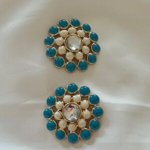 Lindsey Phillips Turquoise and White Floral Crystal Snap on Shoe Accessory